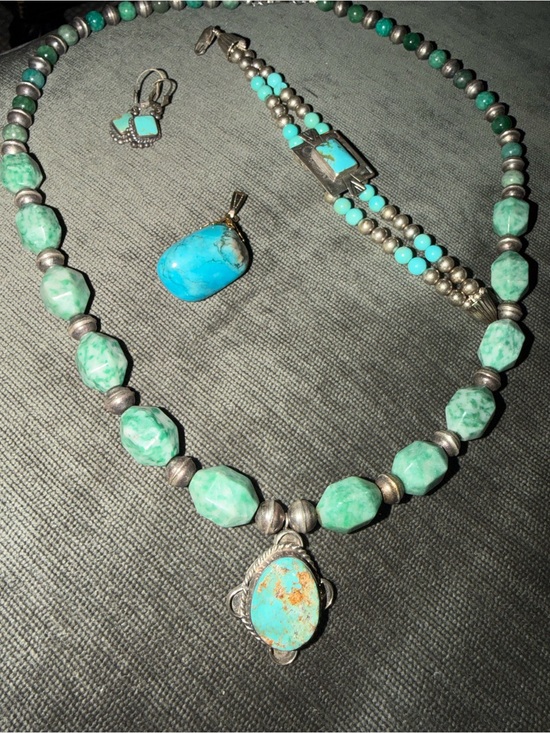 Jewelry - Turquoise Bead Necklace with Pendant - Women's Jewelry